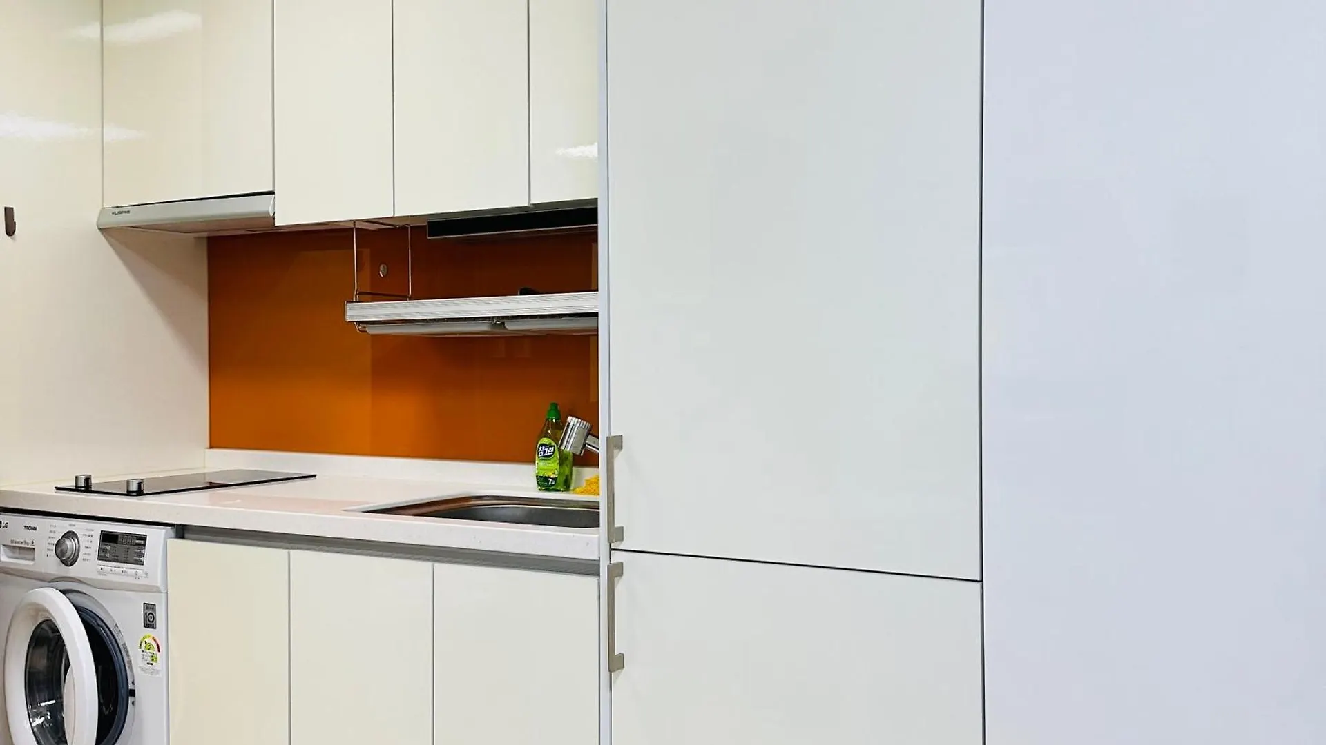 Seoul Sillim Property 0*,